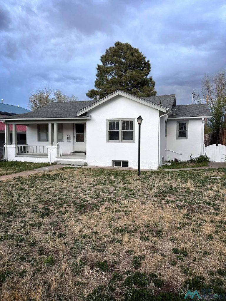 Homes for sale near Santa Fe area New Mexico Las Vegas San Miguel